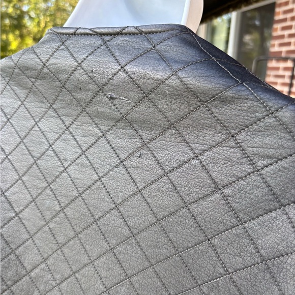 🗺️ LOGO Instant Chic Faux Leather Plus 20W Quilted Motorcycle Style Jacket GUC - Picture 3 of 9